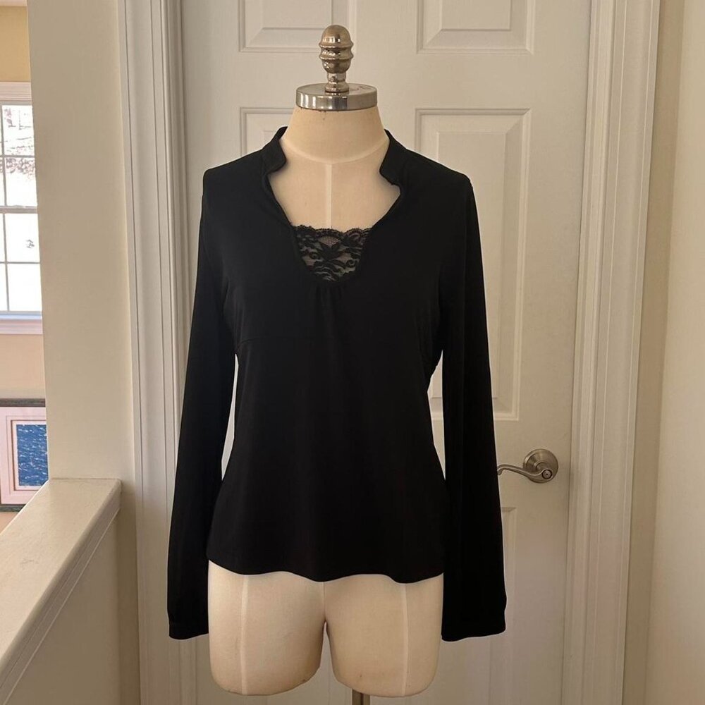 APOSTROPHE Black lace accent long sleeve top